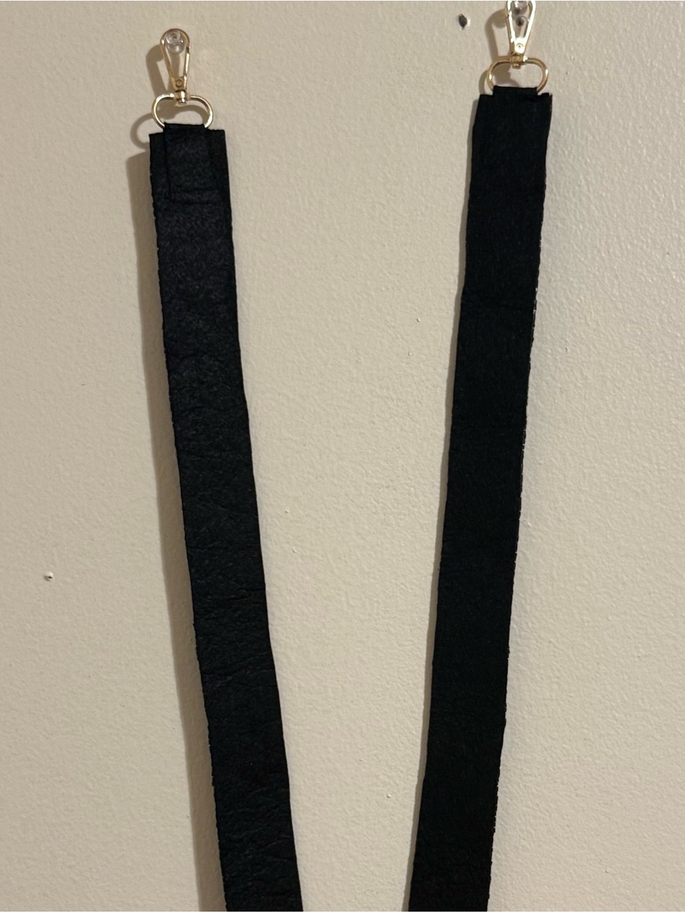 NEW Black and Gold Football Beaded Purse Strap Game Days - Picture 9 of 10